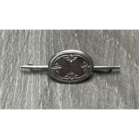 Accessories - Vintage Ornate Etched Silver Tone Collar Bar Pin Tie Clip Scarf Fastener